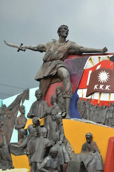 Andres Bonifacio Heykeli - Filipinler Manila Görseli