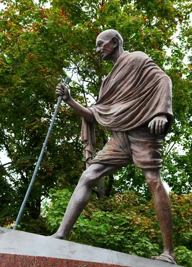 Mahatma Gandhi Heykeli - Hindistan - Yeni Delhi Görseli