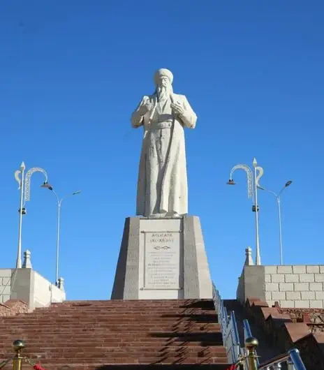 Sultan Baybars Heykeli - Kazakistan Taraz Görseli