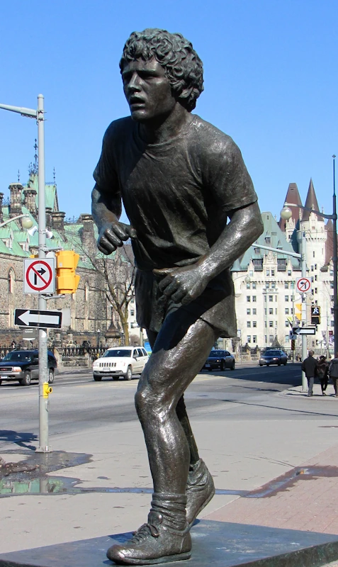 Terry Fox Heykeli - Kanada Ottawa Görseli