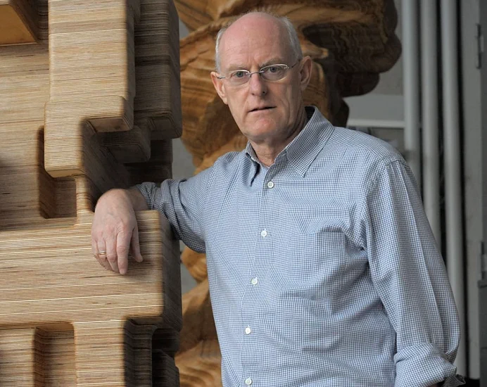 Tony Cragg - İngiliz Heykeltıraş Görseli