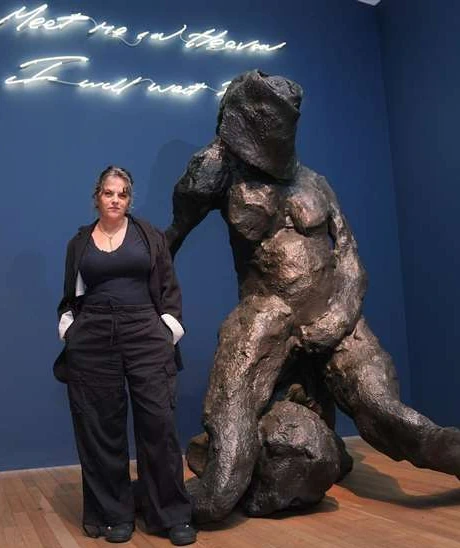 Tracey Emin - İngiliz Heykeltıraş Görseli