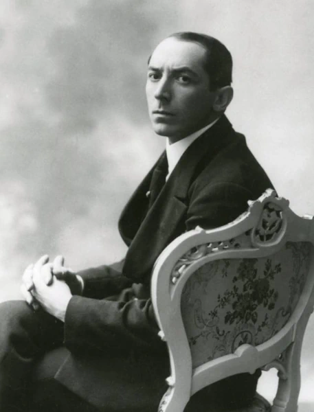 Umberto Boccioni - İtalyan Heykeltıraş Görseli