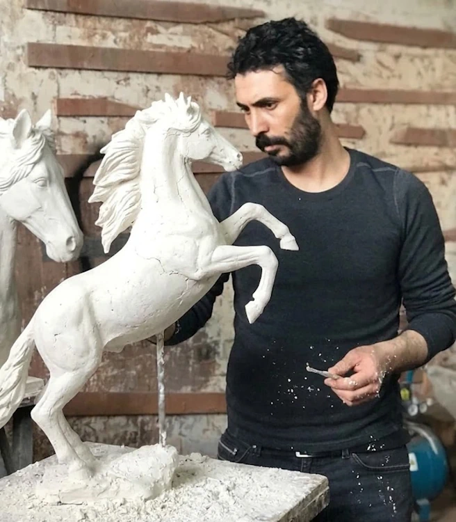 Alçı Heykel Görseli