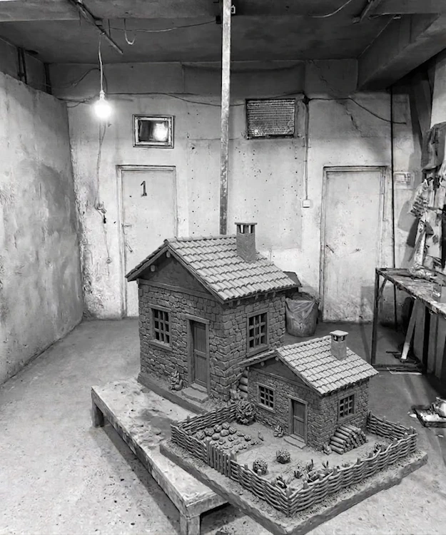 Home Decor Sculptures, Custom Miniature House Sculpture Image