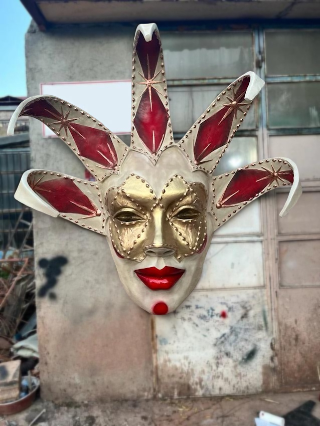 Mask Sculpture Image