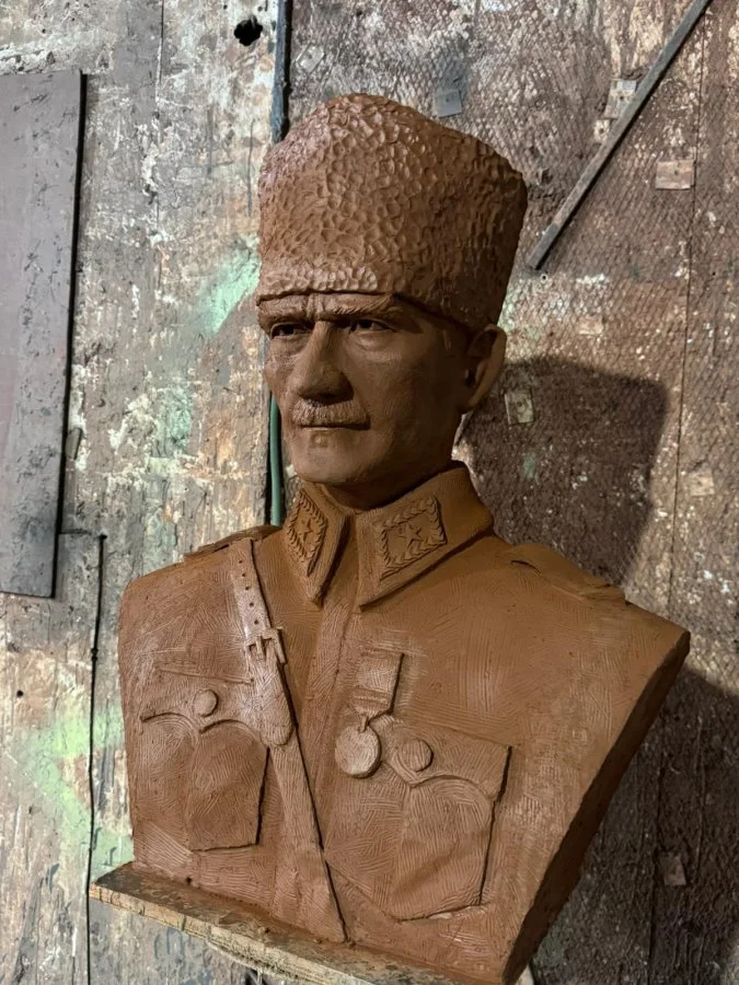 Military Uniformed Bust Side Profile View