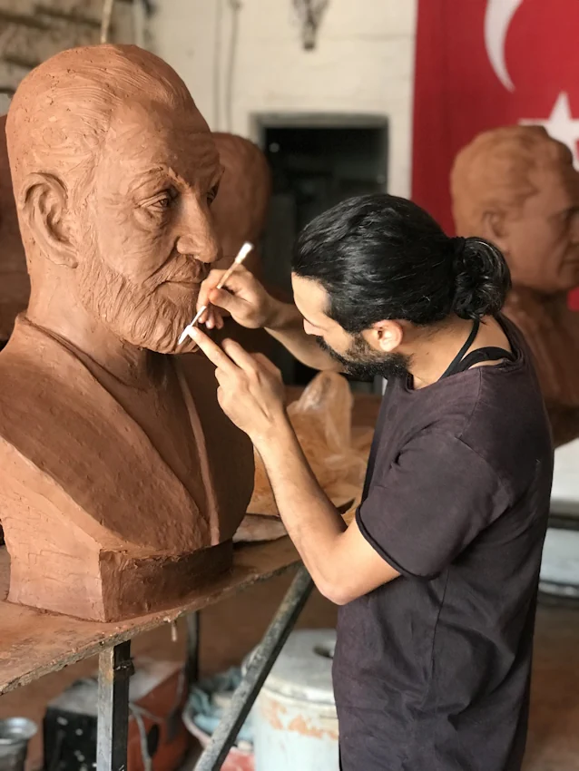 Necip Fazil Kisakurek Sculpture Frontal Detail View