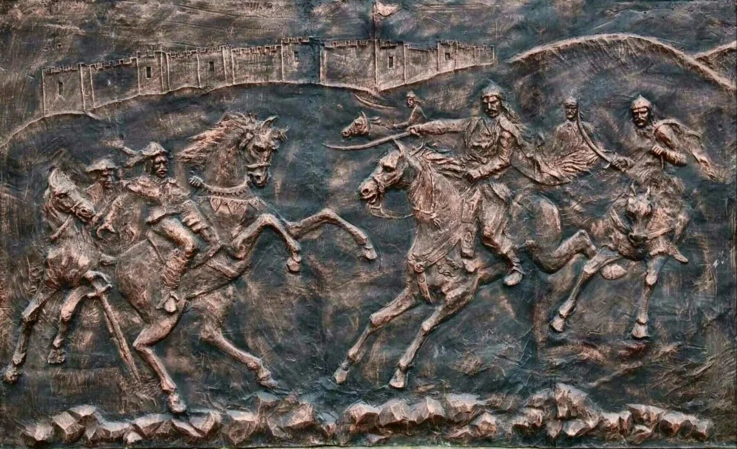War of Independence Relief Sculpture Frontal Detail View