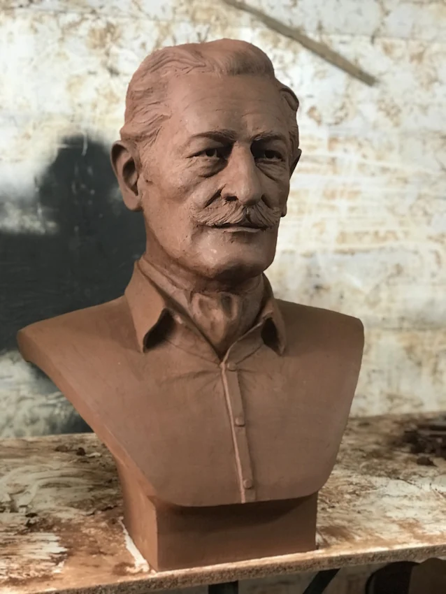 Suleyman Seba Sculpture Frontal Detail View