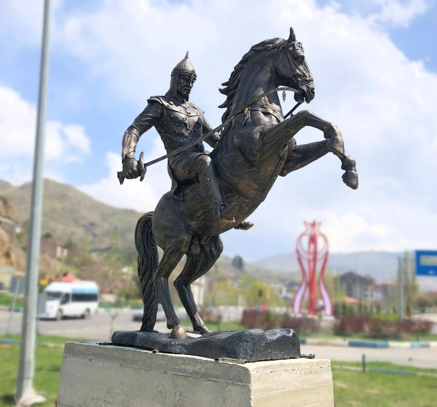 Sultan Alparslan Heykeli Satın Alım İşi