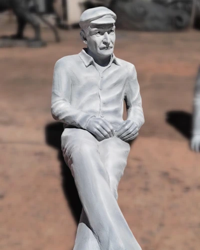 Bülent Ecevit ve Rahşan Ecevit oturur pozisyon fiberglas heykel atölye üretimi